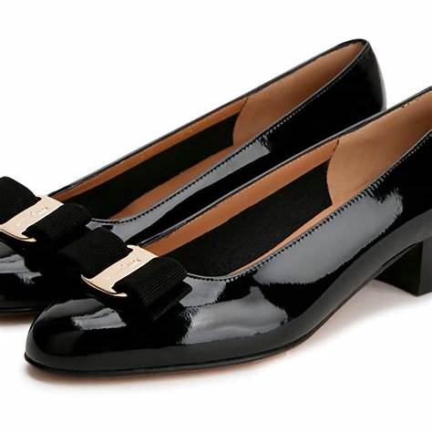 Ferragamo Women's Vara Pumps